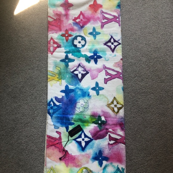 Louis Vuitton SS 2021 Watercolor Beach Towel - Picture 3 of 6